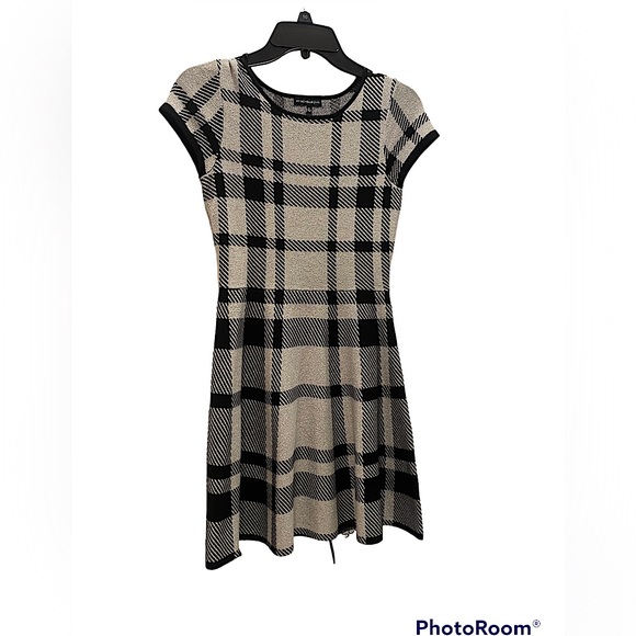 Beautiful dress size large - Picture 1 of 2